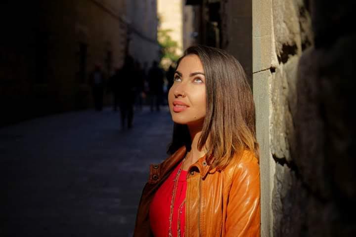 Founder whisperer Alexia de Souza in the Barcelona Gothic Quarter where she coaches startup founders.